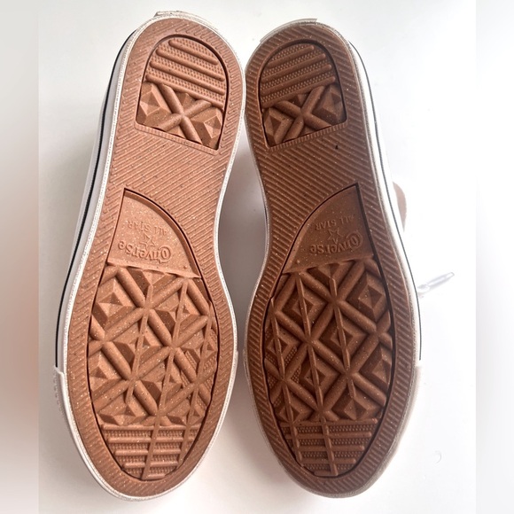 Converse Brown Low-Top Sneakers with Suede Finish - Picture 3 of 4